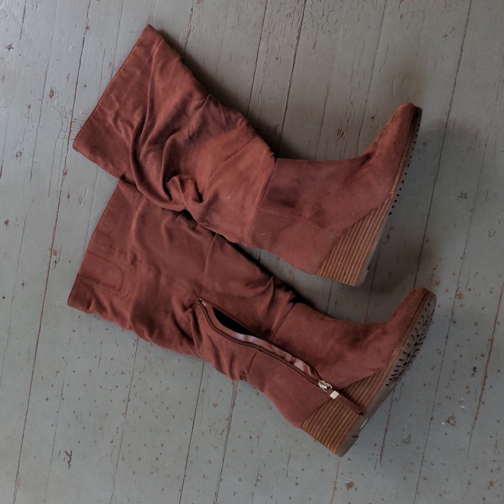 Dr Scholl's knee high suede wedge boots